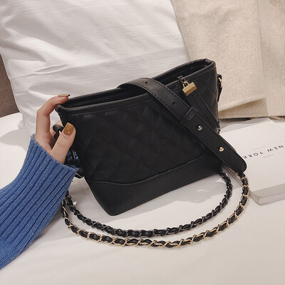 

Spring&summer new bag female 2019 new Korean version of the wild single shoulder slung fashion rhombic chain stray bucket bag
