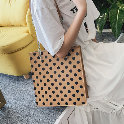 

Summer small bag female 2019 new fashion wave point bag female shoulder bag ins super fire Korean version of the chain Messenger bag