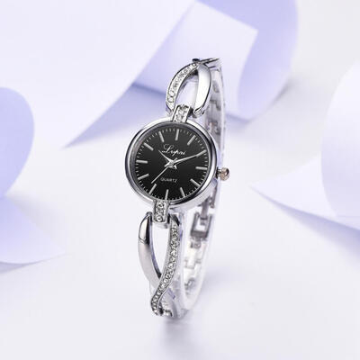 

Fashion Women Watches Rose Gold Irregular Bracelet Luxury Ladies Quartz Clock With Rhinestone Casual Wristwatch Dropshipping