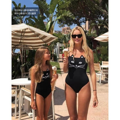 

2018 new fashion Family Swimwear Mother Daughter Women Kid Bikini Bahitng Swimsuit Beachwear Set