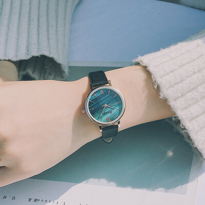 

Original design of small watch art elegant style Korean version of Mori Sen girl retro simple temperament 100 match ins style