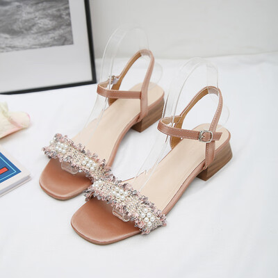 

Net red word with high-heeled shoes female trembles thick with 2019 summer new little fresh fairy wind night shoes sandals