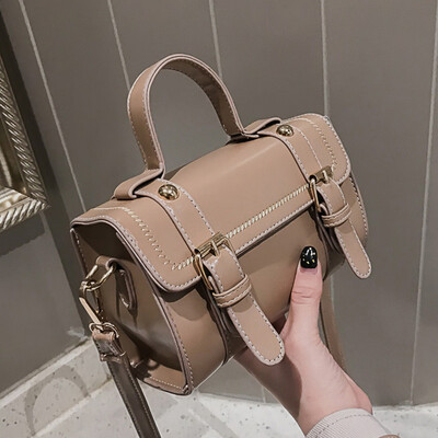 

Tailored Fashion Lady Retro Thick Line Belt Solid Color Wild Shoulder Bag Messenger Bag