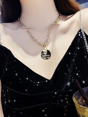 

Round necklace ladies temperament hip hop girl clavicle chain