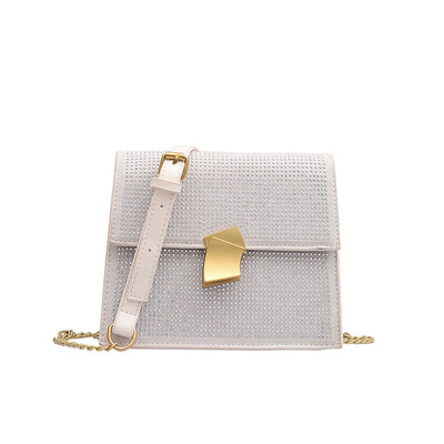 

Chain hand shoulder bag tide Korean version of the wild temperament small square bag