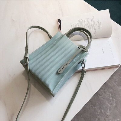 

Texture bag female 2019 new Korean fashion casual simple versatile shoulder bag diagonal scorpion tote bag