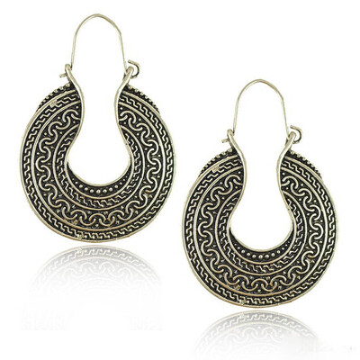 

Bohemian Style Retro Silver Plated Carving Flower Incomplete Metal Shape Dangle Earrings Color Silver