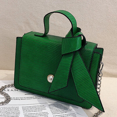 

On the new foreign style womens bag 2019 new tide Korean version of Joker Messenger bag fashion chain shoulder bag