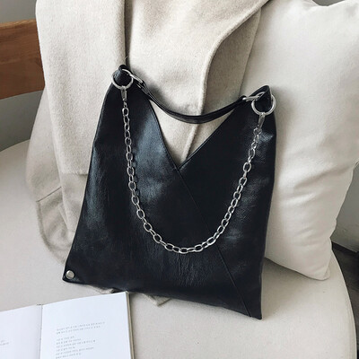 

Niche autumn simple wild large capacity Tot dumplings underarm shoulder bag female 2019 Korean version of the new portable