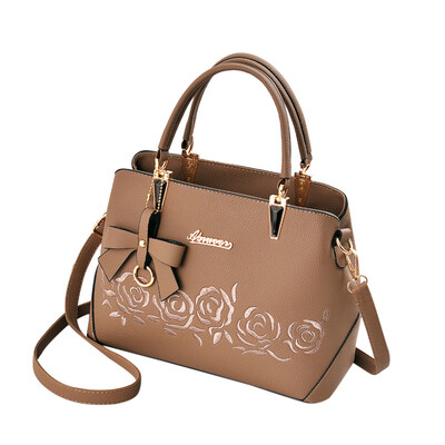 

2019 Elegant Shoulder Bag Women Designer Luxury Handbags Women Bags Plum Bow Sweet Messenger Crossbody Bag For Women T30