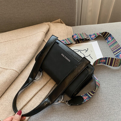 

Net red casual small bag early autumn new style 2019 simple small square bag retro single-shoulder bag bag