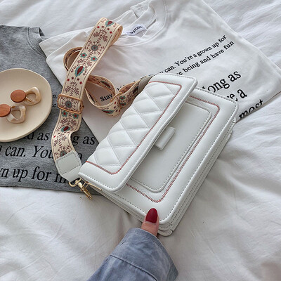 

Ins texture rhomboid small square bag broadband womens bag 2019 new bag Korean version 100 lap bag single shoulder oblique satche