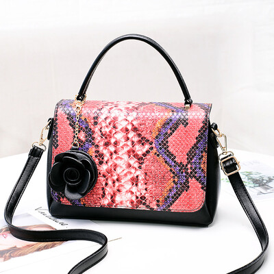 

Shoulder bag handbag 2019 new middle-aged lady snakeskin casual fashion soft bag Messenger bag