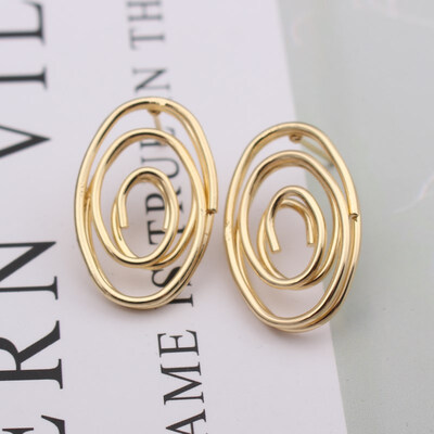 

Hot Sale Round Triangle Heart Drop Earrings Green Color Wire Spiral Earrings Metal Maze Exaggerated Party Jewelry Pendientes