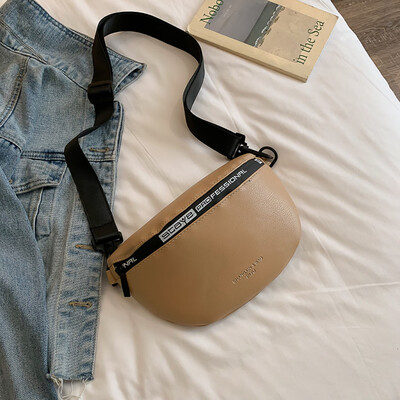

Tailored Women Joker Simple Crossbody Fashion Chest Pocket Pocket Shoulder Bag