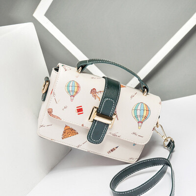 

Summer ins super - fire young girl 2019 Korean version of single - shoulder satchel fashion students across