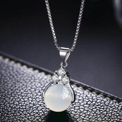 

Jade Necklace Female Clavicle Silver Plated Wild Transfer Pearl Crystal Pendant