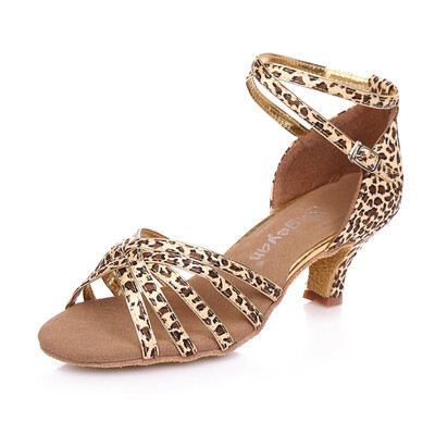 

YAGEYAN adult Latin dance shoes Latin shoes buckle with breathable square dance dance shoes modern dance shoes 4205