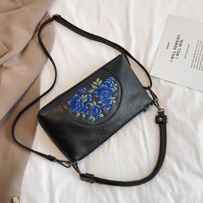 

Tailored Women Wild Messenger Bag Fashion One-Shoulder Small Square Bag