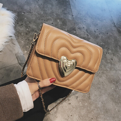 

Ins Super Fire Chain Bag Female 2019 New Korean Girls Fashion Love Lock Small Square Bag Single Shoulder Messenger Bag