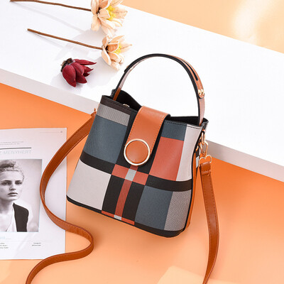 

Fashion buckle plaid Korean version of the bucket bag shoulder diagonal ladies bag temperament handbag
