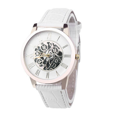 

Casual Women Round Dial Watch Lady Leather Strap Analog Quartz Wristwatches