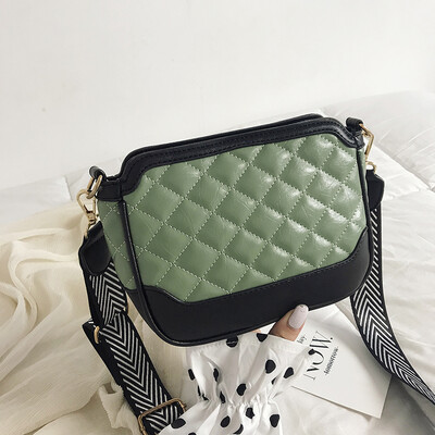 

Summer small fresh bag female 2019 new Korean fashion hit color wild wide shoulder strap shoulder slung small square bag