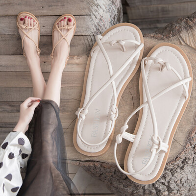 

Sandals Girl Summer Flat Bottom Pinch Student Han Baitao Seaside Holiday Roman Beach Shoe Fairy Wind