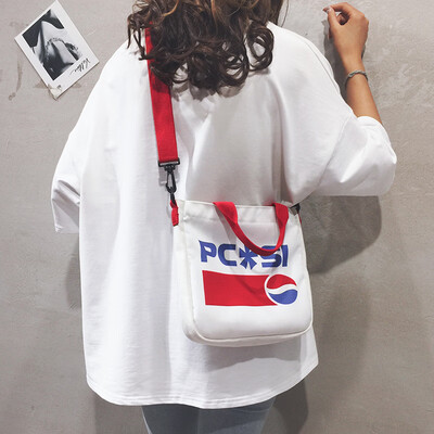 

Tote bag female 2019 new ins Harajuku student shoulder bag tide fashion printed canvas small Messenger bag