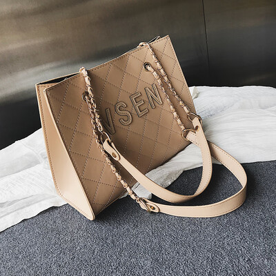 

Internet celebrity advanced sensitive rhomboid chain one-shoulder womens bag new 2019 Korean version of the extra large capacity