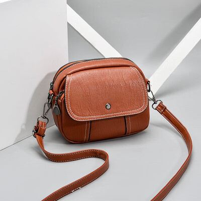 

Korean version of the 2019 spring new single shoulder diagonal package Korean version of the cool fashion casual ladies small square package