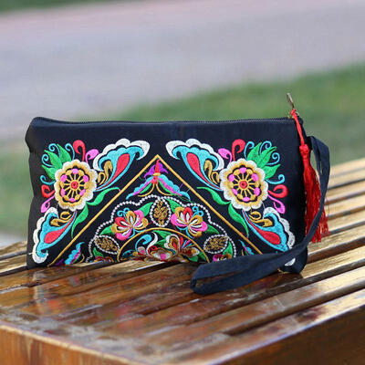 

Flower Embroidered Wallet Purse Handmade Ethnic Flowers Embroidery 2019 Fashion Women Small Handbag Wallet Phone Bag