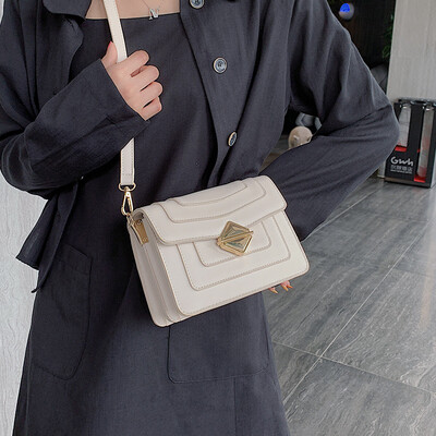 

Advanced sense bag foreign air female bag 2019 new wave Korean version of the wild texture Messenger bag simple fashion small square bag