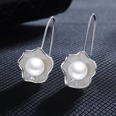 

Lotus Earrings Small Fresh Flowers Pearl Retro Art Jewellery Fashion Simple Knotted Pearl Pendant Earrings