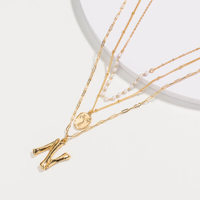 

26 letter alphabet Layer Shell Pendant Necklace pearl Stone Natural seashell Gold Women Best Friend Choker Summer Jewelry