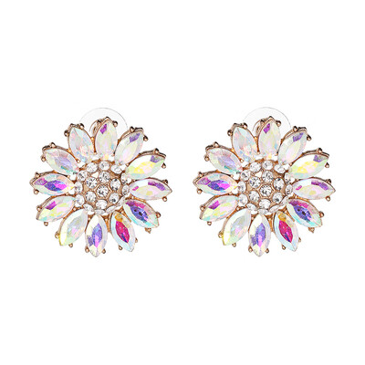 

2019 Fashion Designer Jewelry Colorful crystal Pearl flower Stud Earrings for Women girls party ethnic Brincos simple oorbellen