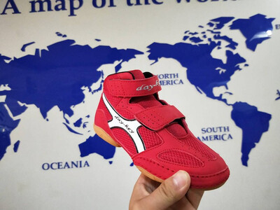 

New style wrestling shoes childrens boxing shoe track gymnasium sports school comprehensive training shoes exercise fighting trai