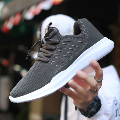 

Super Light Fashion Men Sneakers Mesh Running Shoes Male Sports Shoes High Elastic Breathable Jogging Shoes Comfortable