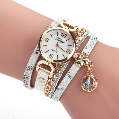 

New womens watch four-leaf clover pendant bracelet quartz