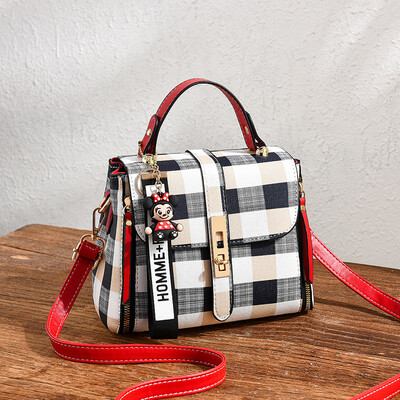 

2019 summer new PU leather shoulder diagonal small bag Korean fashion womens bag small square bag cross-border