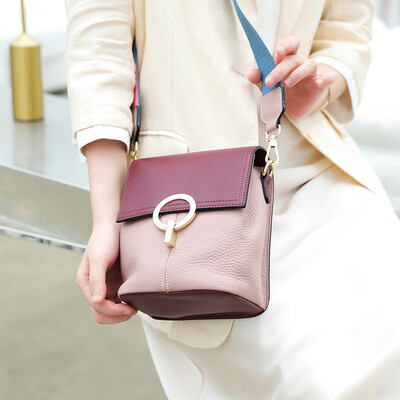 

Fashion Joker leather womens bag personality color bucket bag shoulder slung net red womens bag