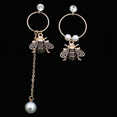 

New Mode Style High Quality Hot Design Honey Zircon Asymmetric Bee Pearl Earrings Golden For Women Fashion Luxury Jewelry Gifts