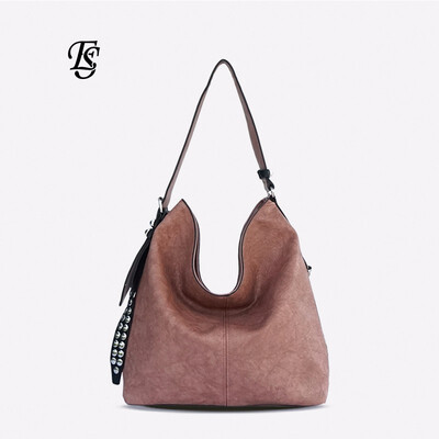 

ESHUNFA ladies handbag shoulder bag 2019 new fashion rivet large capacity bag C6230 4271