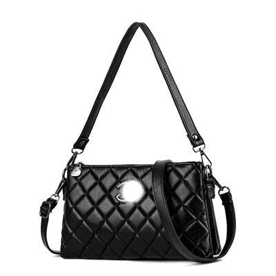 

2019 new Korean version of the cool fashion casual womens bag Messenger bag simple shoulder diagonal pouch