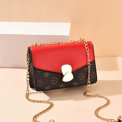 

Summer Single Shoulder Ladies Up-trend Korean Ins Baitao Chain Slant Bag Fashion Simple