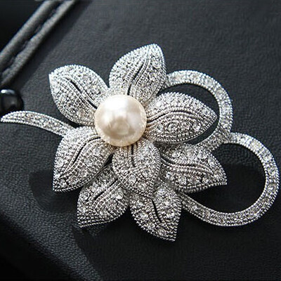 

Bow Austria Big Bow Brooch Crystals Pearl Brooch Accessories Style Special Plated Vintage Brooch