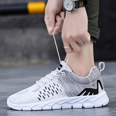 

2019 new summer flying woven mesh shoes mens sports&leisure running tide shoes Korean version of the trend of breathable white mens shoes
