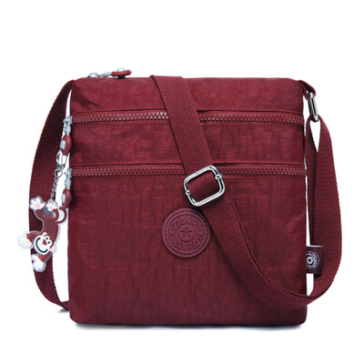 

Fashion Women Washable Lightweight Large Capacity Zipper Crossbody Shoulder Bag