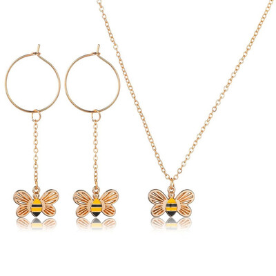

New Women Beautiful Bee Earrings And Necklace Set Fashion Personality Pendant & Necklace Romantic Trendy Wedding Jewelry