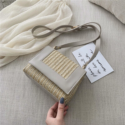 

Summer new woven bag female 2019 new Korean version of the wild shoulder slung fashion casual simple small square bag
